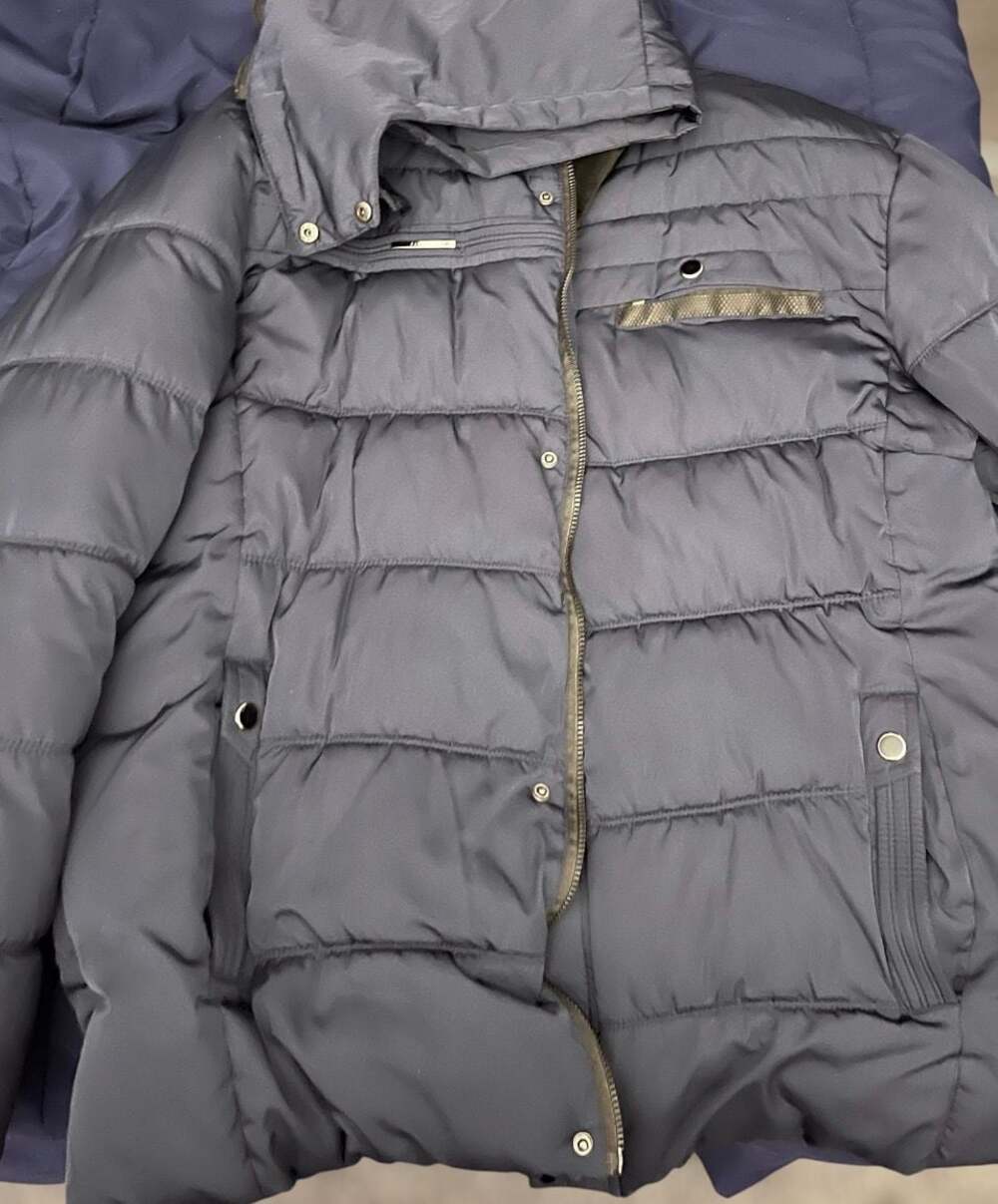 Unbranded Gray Quilted Puffer Jacket with Faux Sherpa Lining and Hood